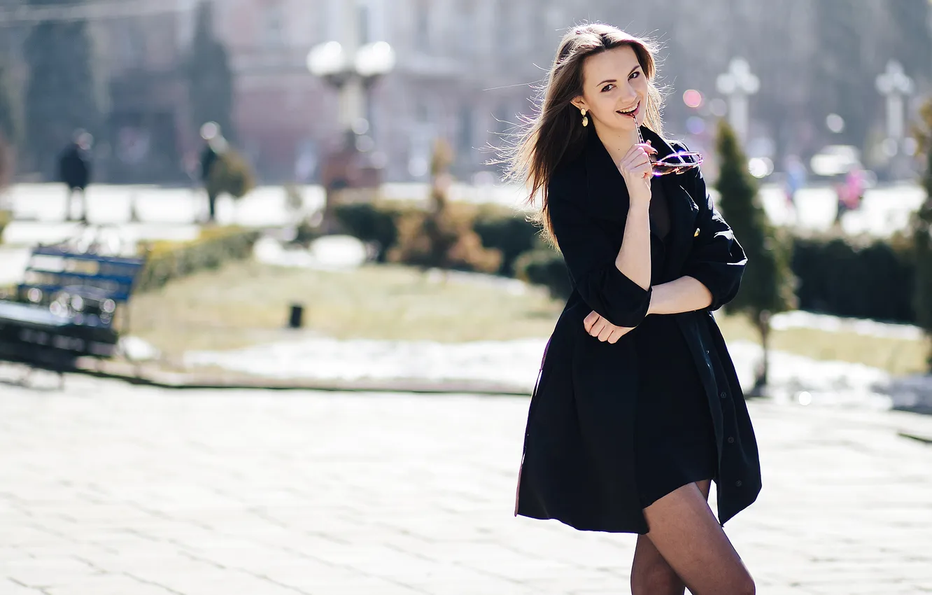 Фото обои woman, smile, lady, rich, hispanic
