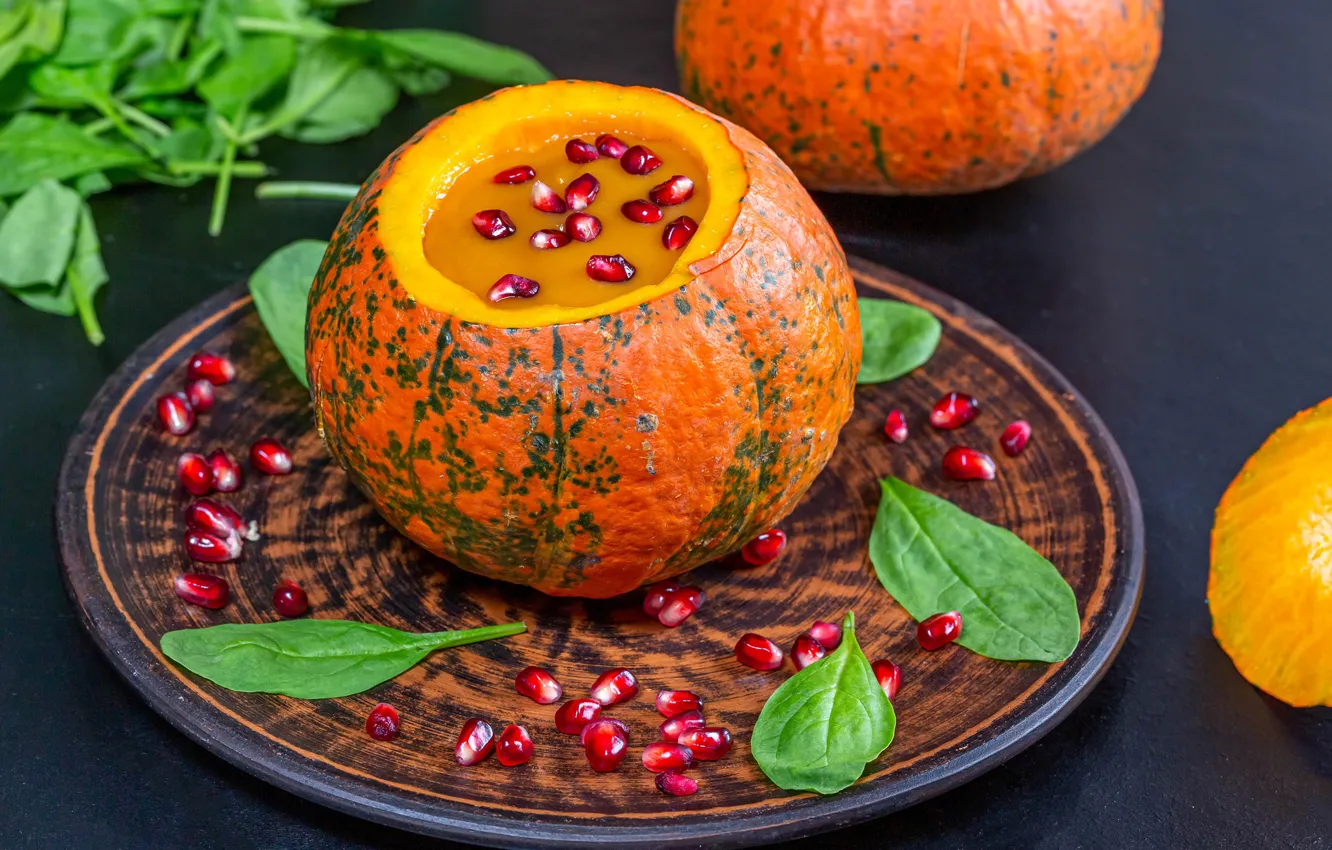 Фото обои зелень, зерна, тыква, гранат