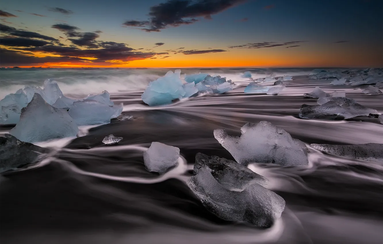 Фото обои лед, зарево, Исландия, пляж Рейнисфьяра