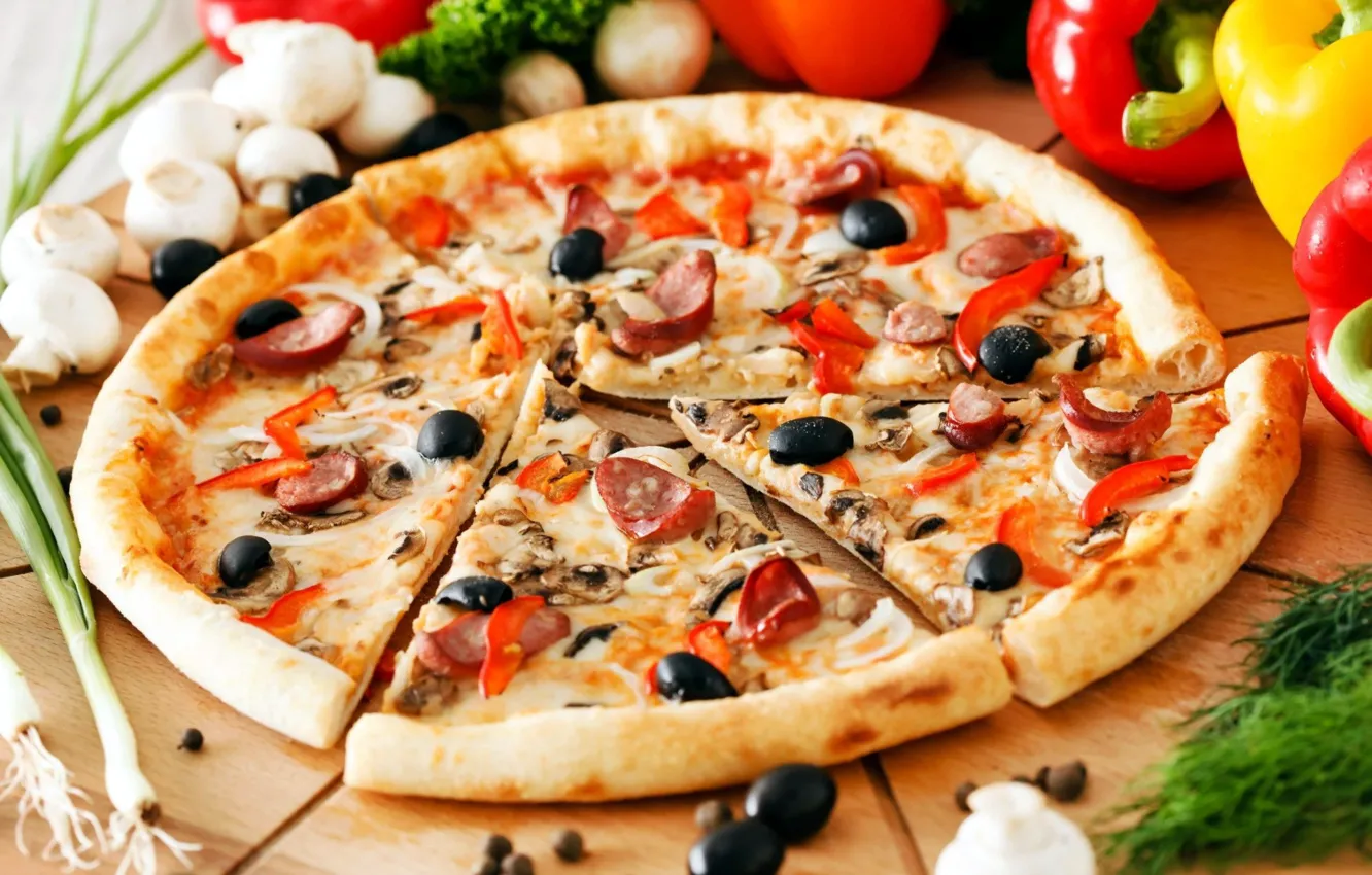 Фото обои Сыр, Пицца, Колбаса, Маслины