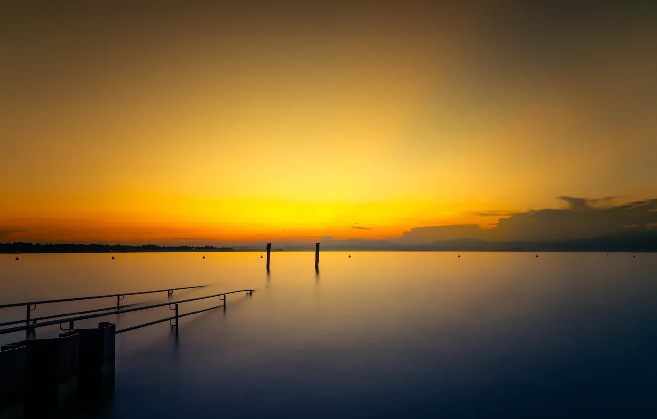 Фото обои Sony, landscape, Italy, sunset, water, clouds, lake, sun