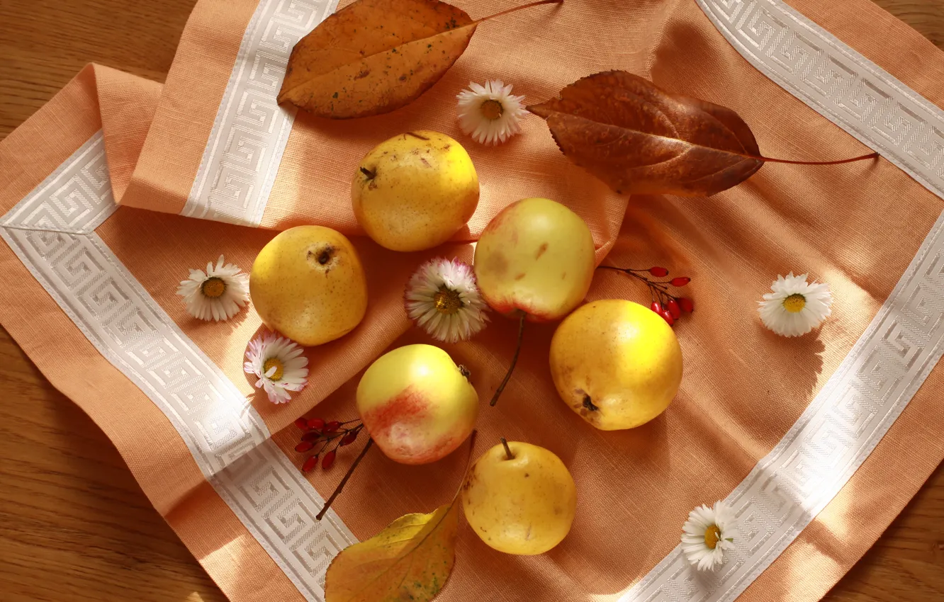 Фото обои осень, яблоки, красиво, фрукты, натюрморт, груши, салфетка