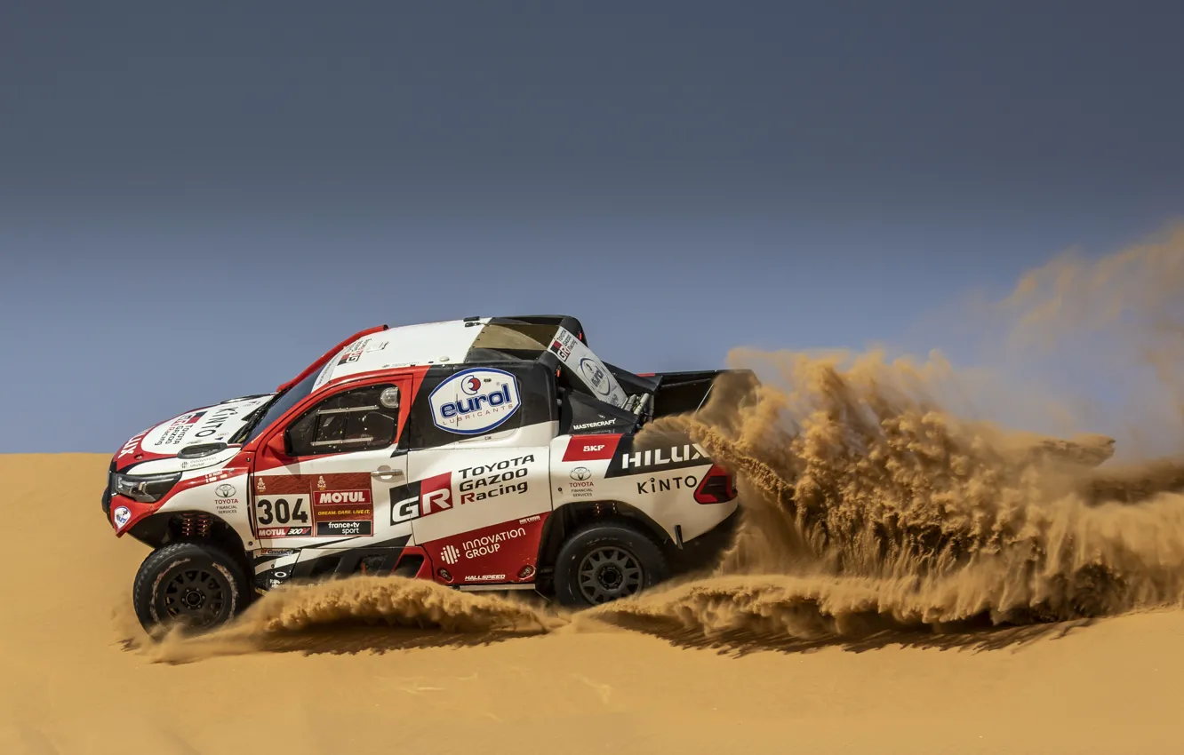 Фото обои песок, Toyota, пикап, Hilux, 2020, Rally Dakar, 2021, Gazoo Racing