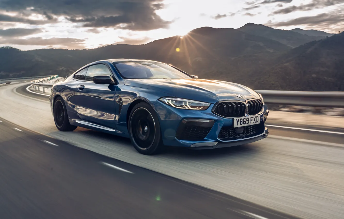 Фото обои закат, скорость, BMW, Coupe, Competition, UK-Spec, 2019, BMW M8