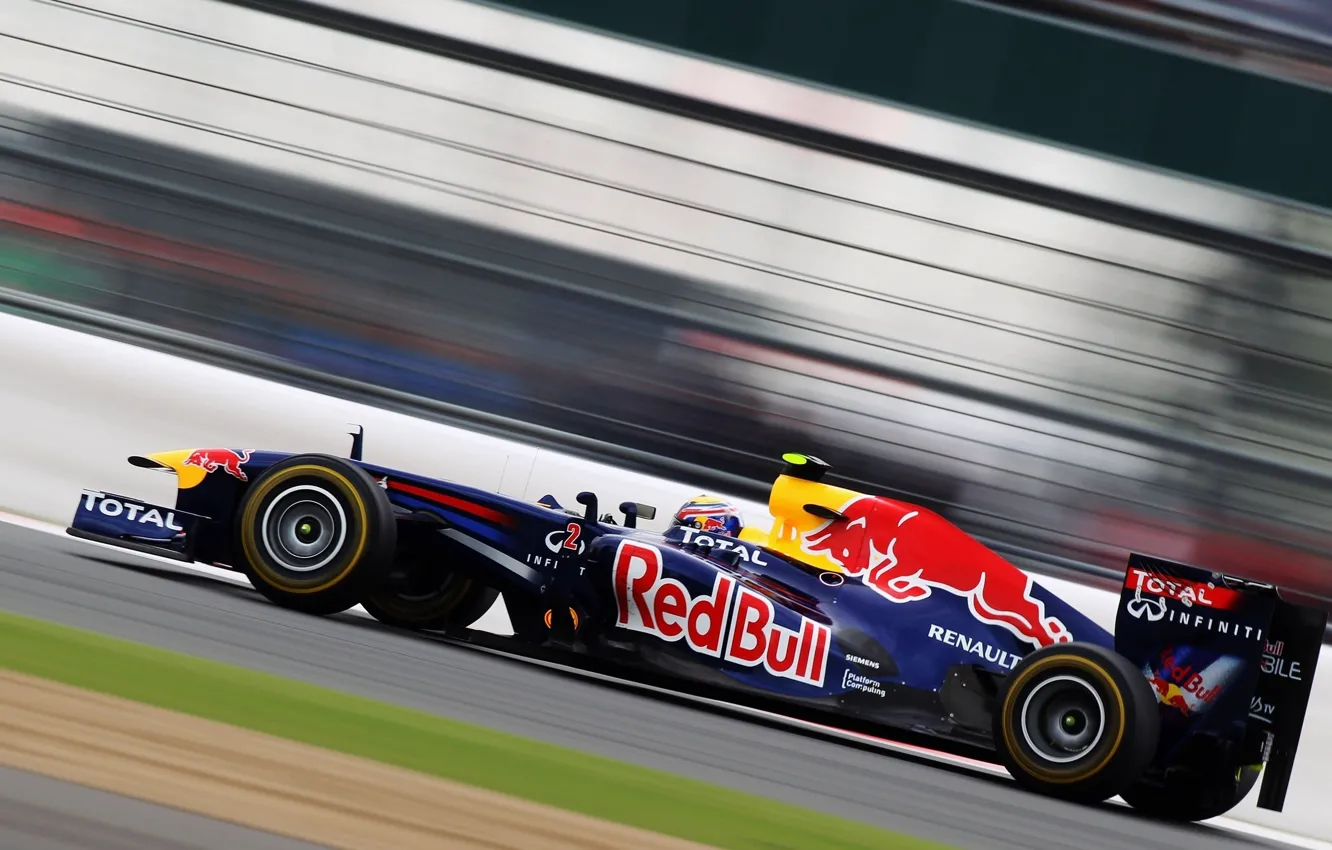 Фото обои Скорость, Formula-1, Болид, Марк Уэббер, Формула-1, Red Bull RB7, Red Bull Racing Renault, Mark Webber
