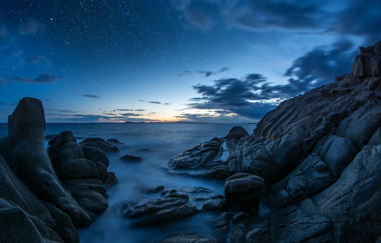 Фото обои море, звезды, ночь, природа, скалы, берег