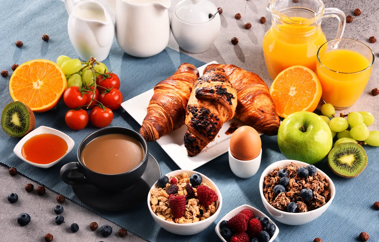 Фото обои кофе, завтрак, молоко, сок, кувшин, круассаны, мюсли, апельсиновый