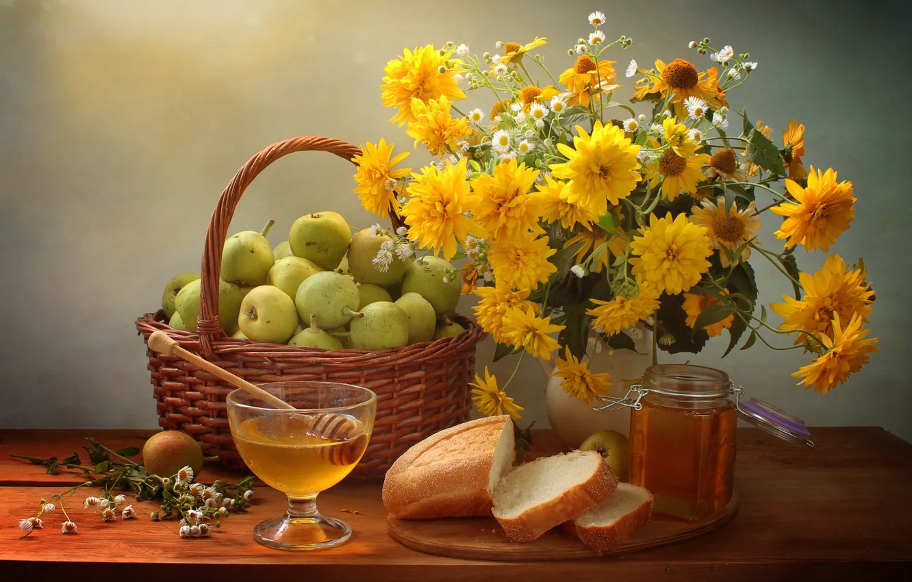 Фото обои цветы, ромашки, букет, желтые, хлеб, банка, натюрморт, мёд