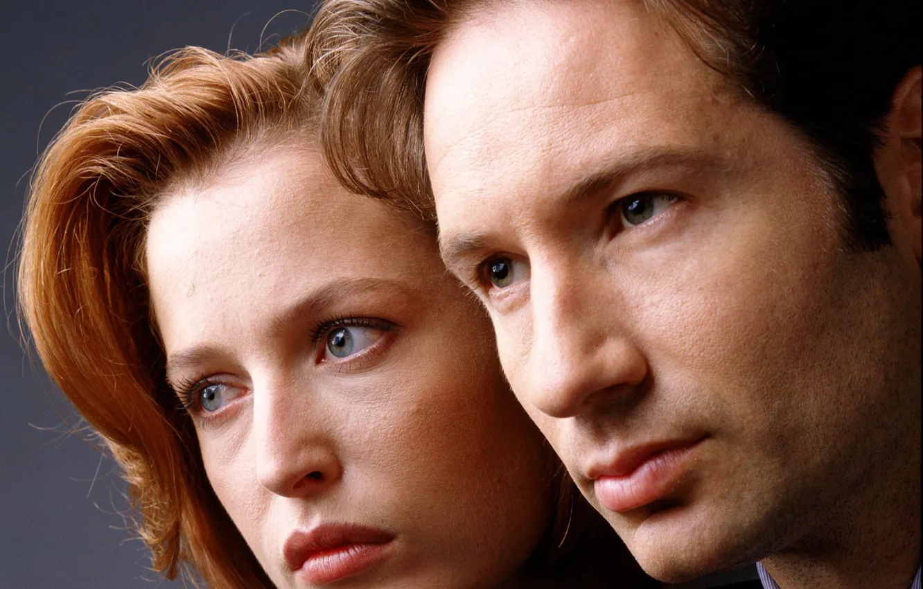 Фото обои сериал, The X-Files, Дэвид Духовны, Секретные материалы, Джиллиан Андерсон, Фокс Малдер, ДанаСкалли