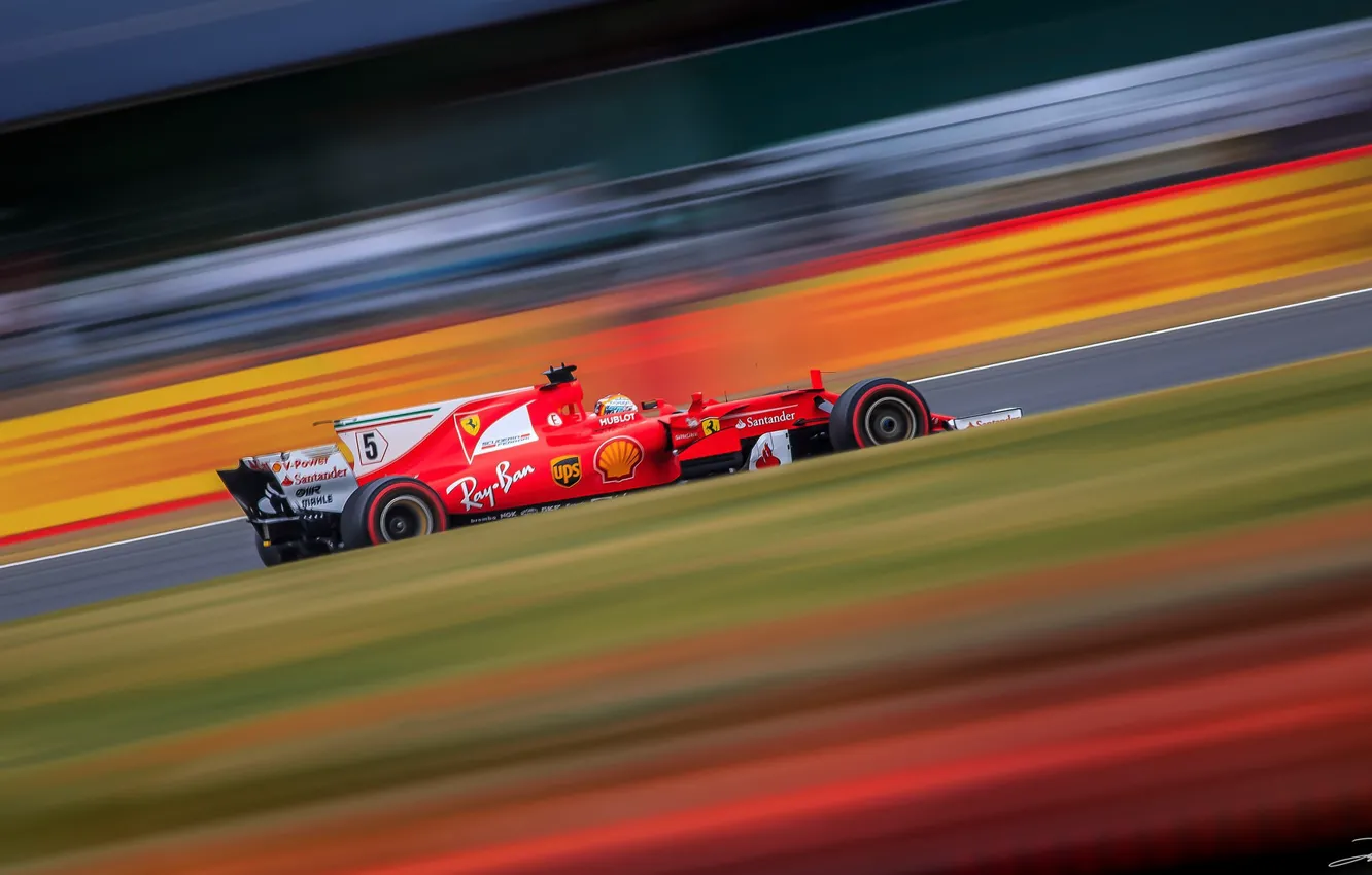 Фото обои Ferrari, Sebastian Vettel, Silverstone, F1 British Grand Prix 2017