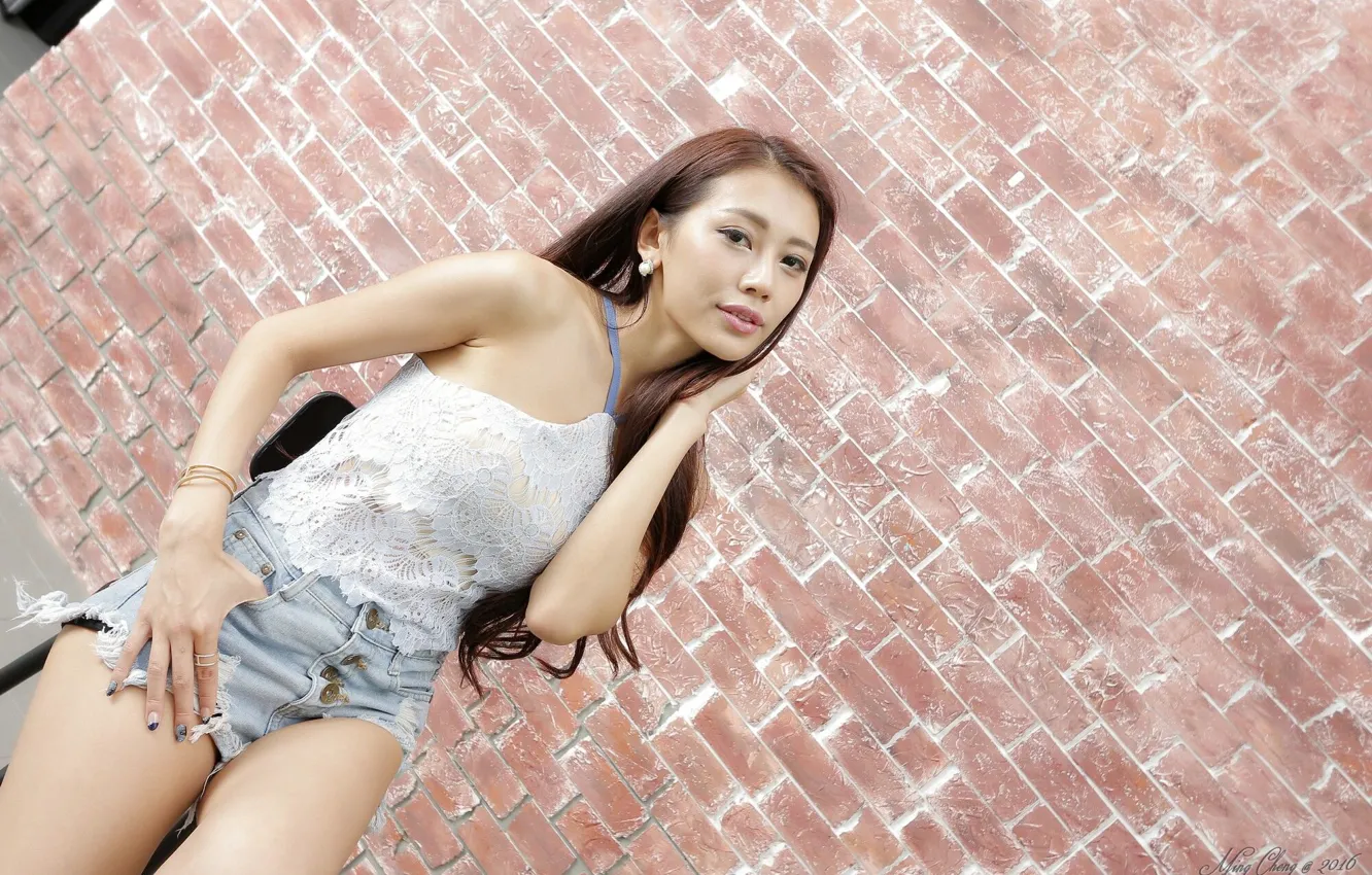 Фото обои girl, shorts, model, pretty, asian