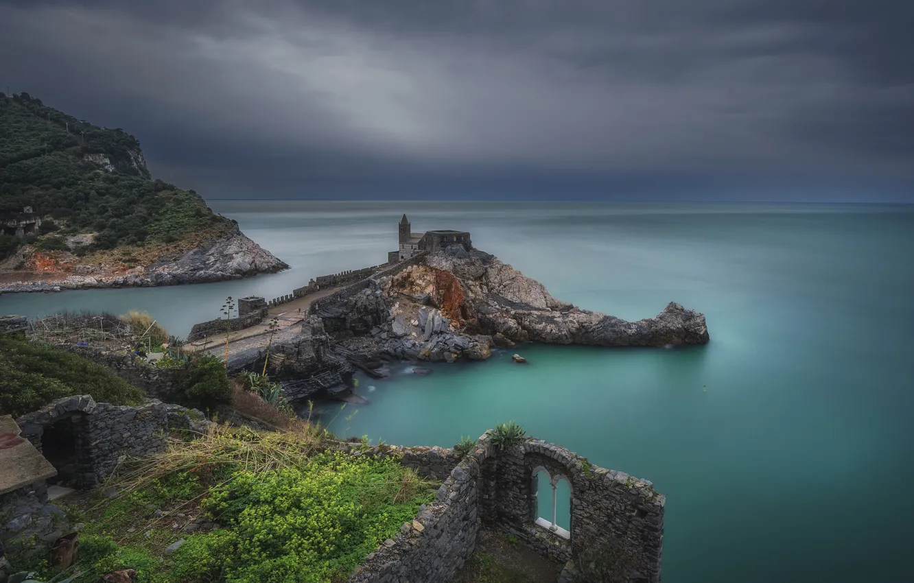 Фото обои море, побережье, Италия, церковь, развалины, Italy, Лигурийское море, Лигурия