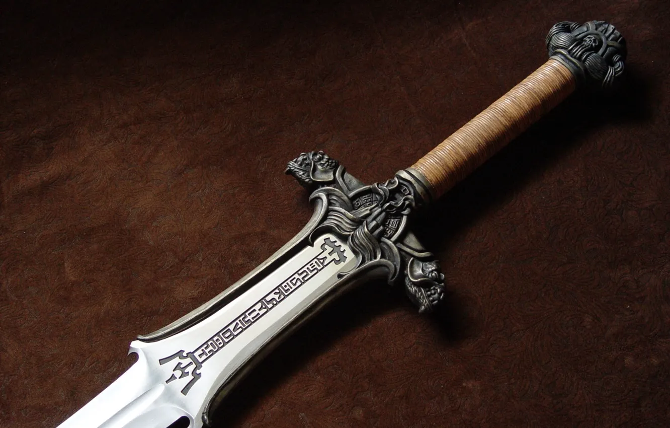 Фото обои сталь, меч, иероглифы, рукоятка