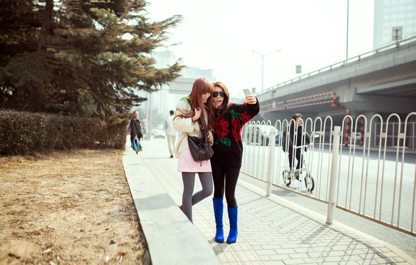 Фото обои Beautiful, Asian, Street, Women, Road, Models, Cute, Trees