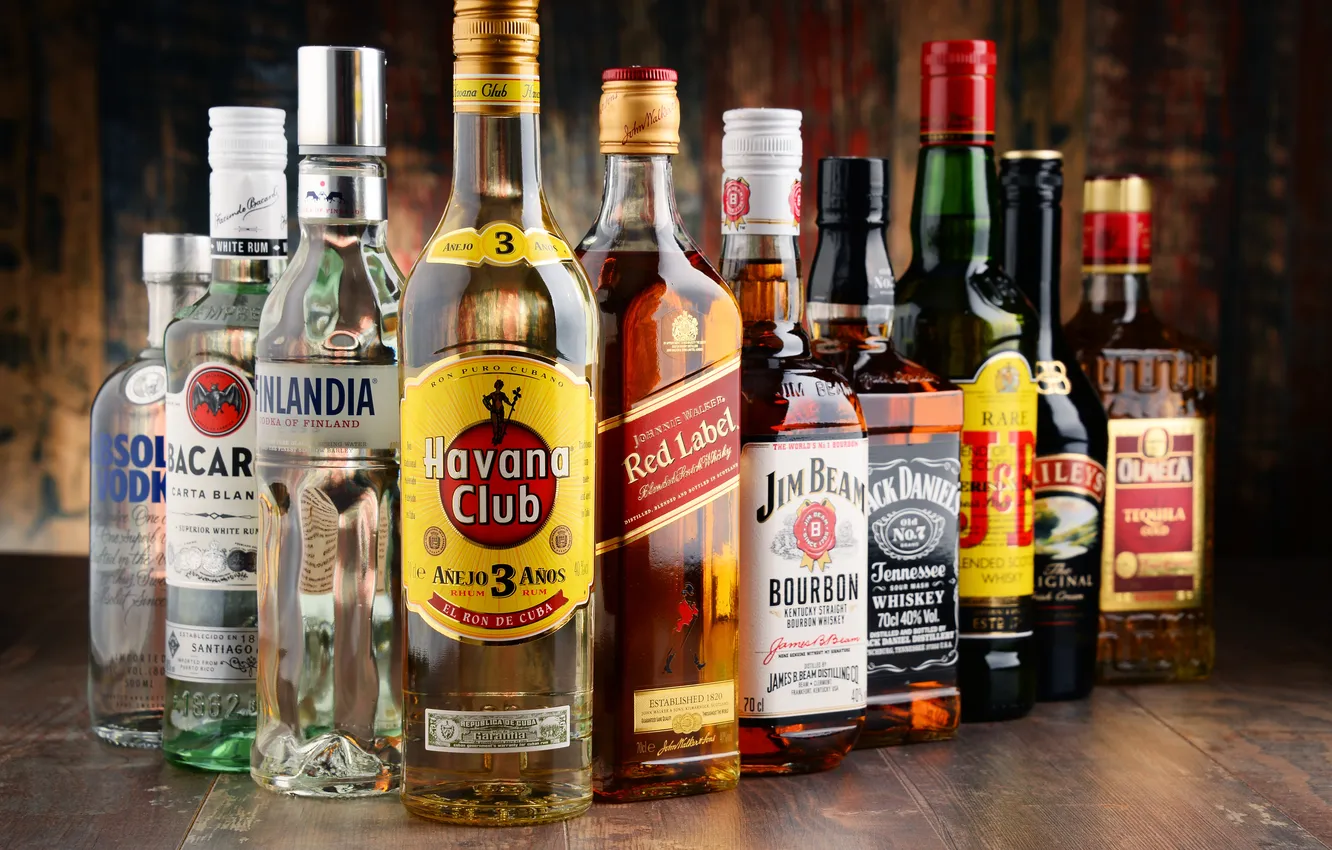 Фото обои whiskey, bottles, vodka, alcohol, tequila, rum