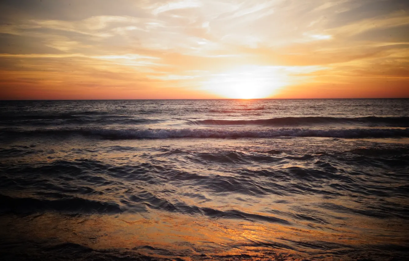 Фото обои море, небо, рассвет