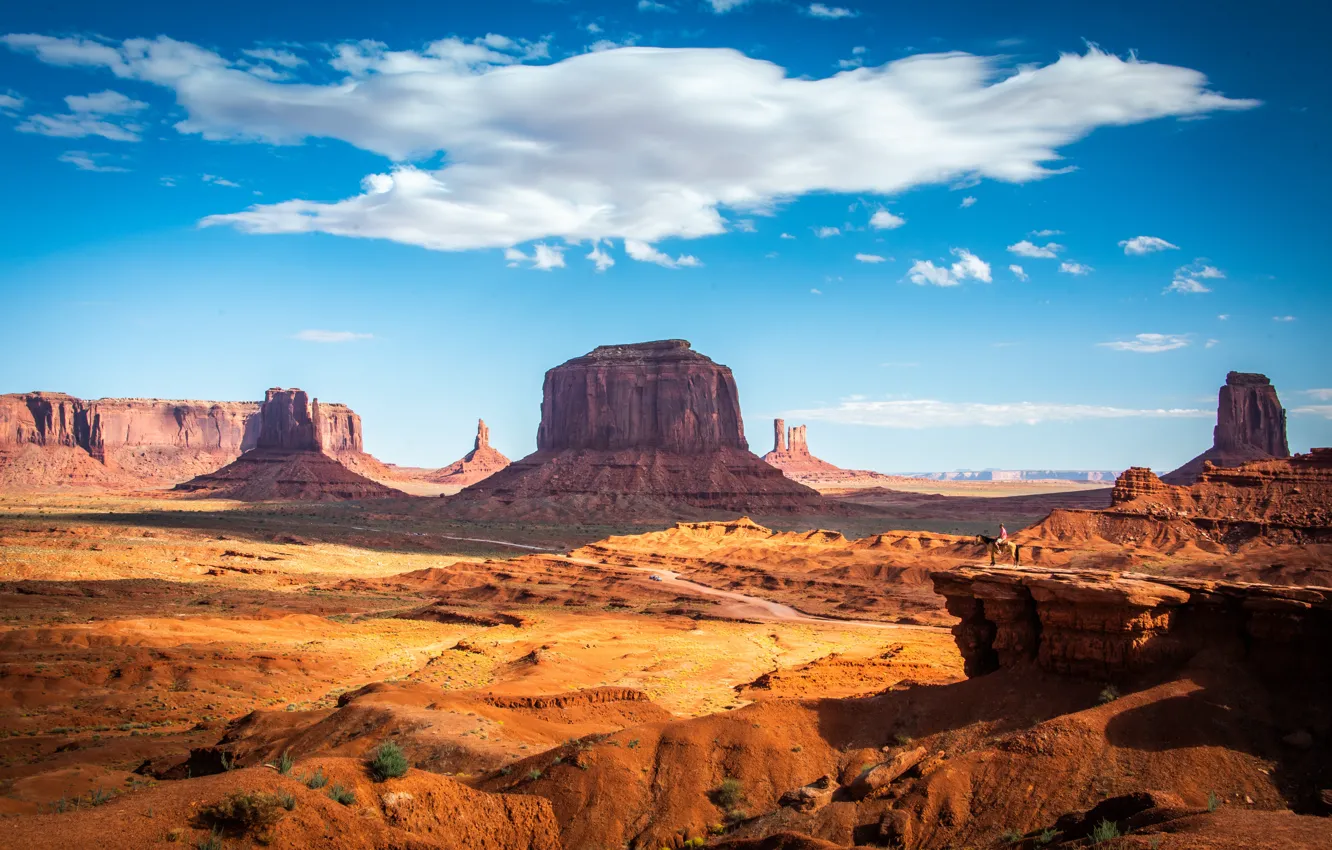 Фото обои облака, скалы, всадник, Юта, США, Monument Valley