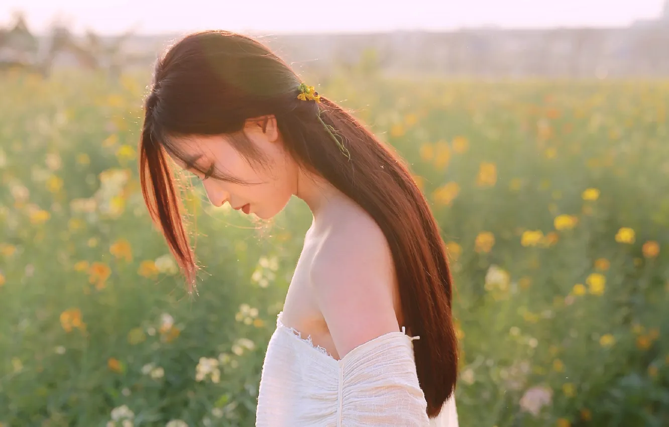 Фото обои Beautiful, Asian, Model, Flowers, Woman, Back, Cute, Pretty