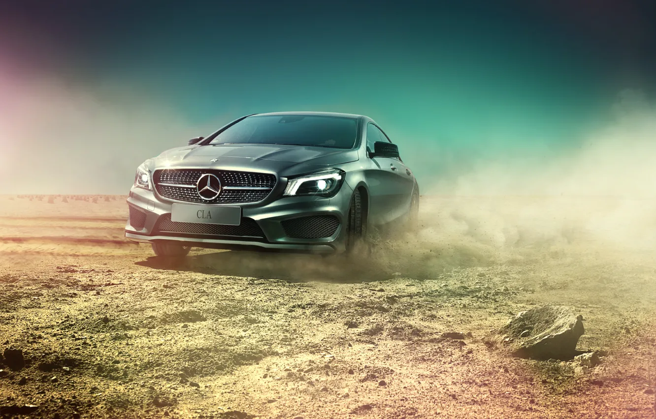Фото обои пустыня, Mercedes-Benz, пыль, занос, AMG, silvery, CLA, CLA-Klasse