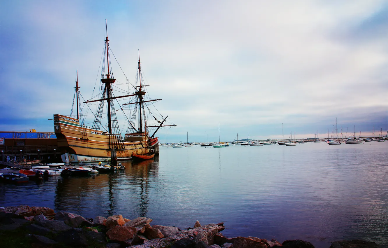 Фото обои Plymouth, England, pier, boat, port, sailboat