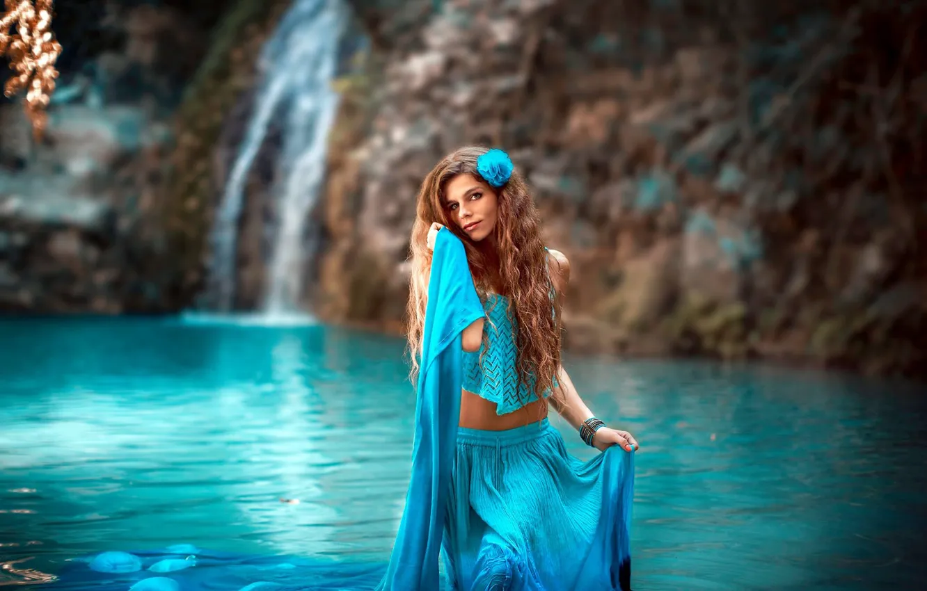 Фото обои природа, озеро, модель, водопад, длинные волосы, Stephanos Georgiou, Ivi Slavcheva