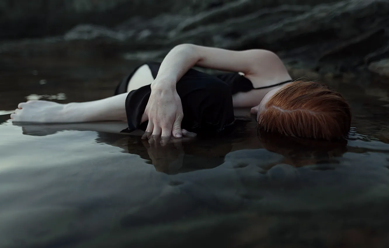 Фото обои девушка, мокрая, лежит, в воде, Aleks Five