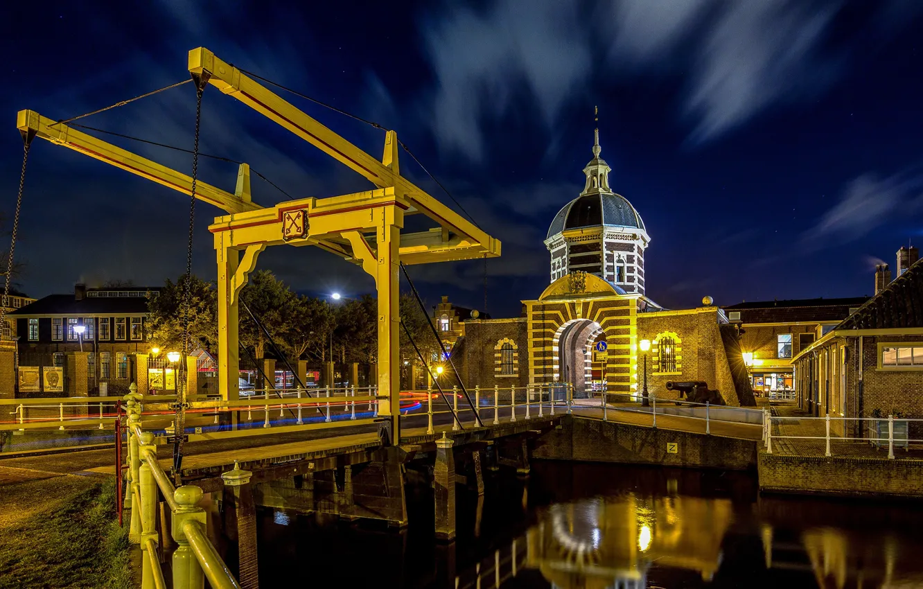 Фото обои небо, мост, река, здание, фонари, Нидерланды, Leiden