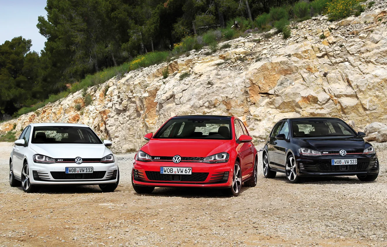Фото обои Volkswagen, cars, wallpapers, Golf, three
