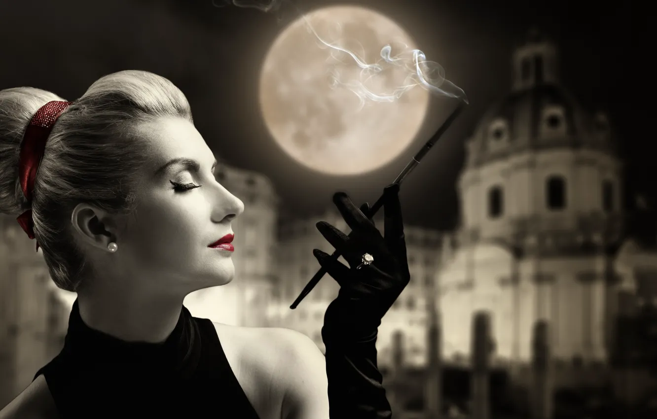 Фото обои девушка, стиль, ретро, луна, помада, кольцо, сигарета, перчатки