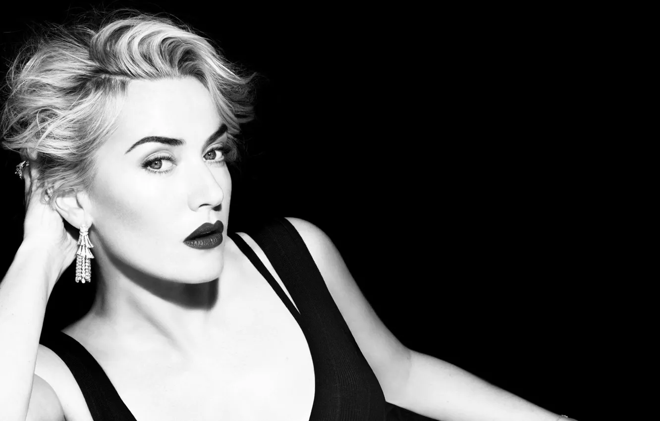 Фото обои взгляд, поза, актриса, черно-белое, Kate Winslet, Кейт Уинслет