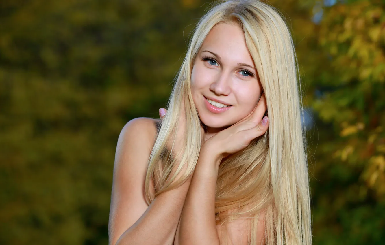 Фото обои dream, girl, white, woman, smile, beautiful, blonde, light eyes