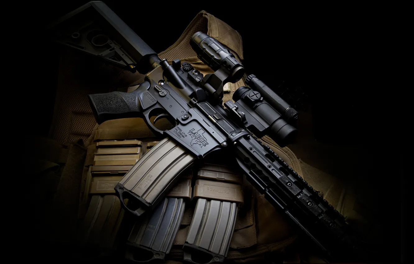 Фото обои оружие, оптика, полумрак, магазины, hd wallpaper, штурмовая винтовка, Larue Tactical