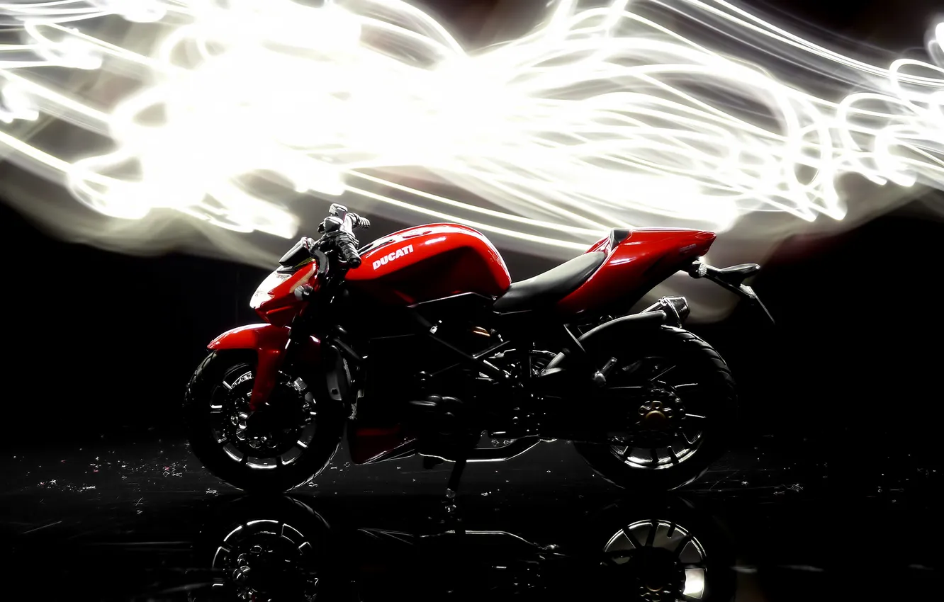 Фото обои фон, темный, свечение, мотоцикл, ducati, Streetfighter
