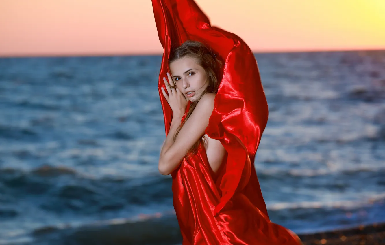 Фото обои Model, Ocean, Wrap, Elle Tan, On The Beach