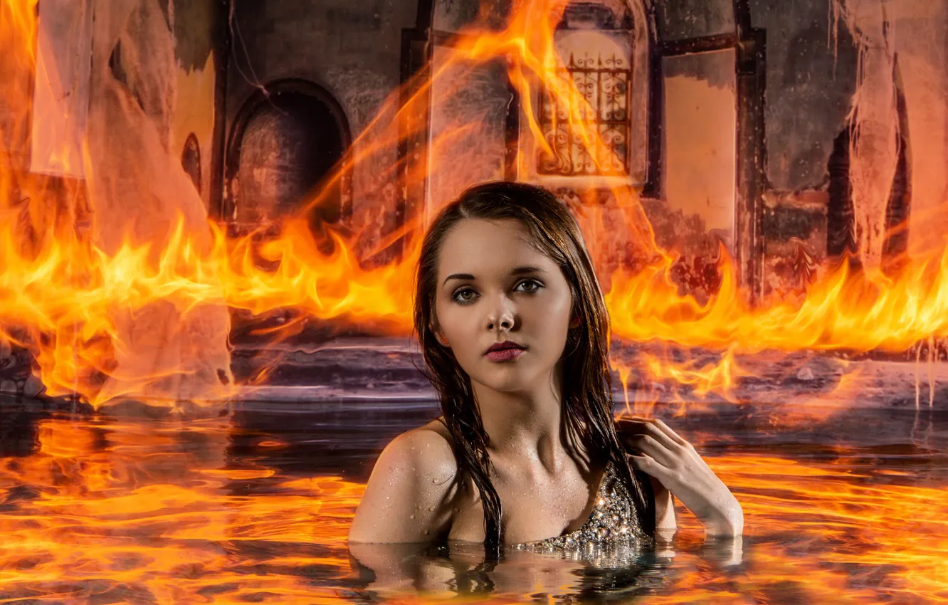 Фото обои вода, девушка, огонь, ситуация