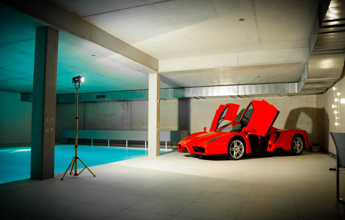 Фото обои Light, Red, Enzo, Doors up