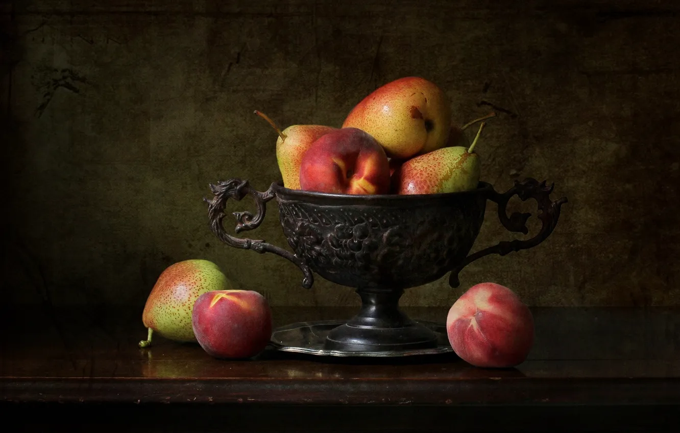 Фото обои ваза, фрукты, натюрморт, персики, груши