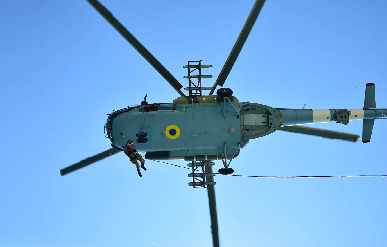 Фото обои Вертолет, Украина, Ми-8, Десант, Шасси, Лопасти винта, ВВС Украины, Армейская авиация