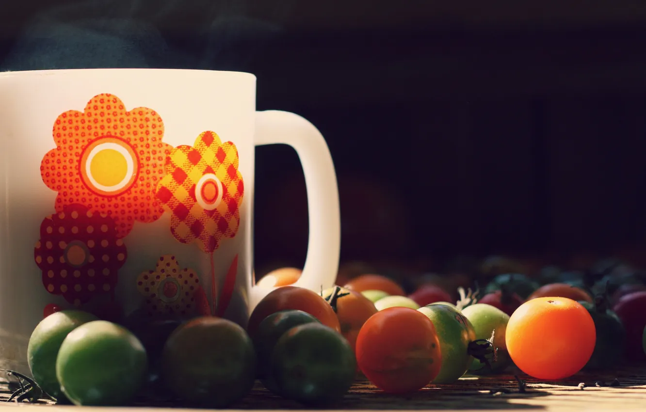 Фото обои кружка, чашка, помидоры, помидорки