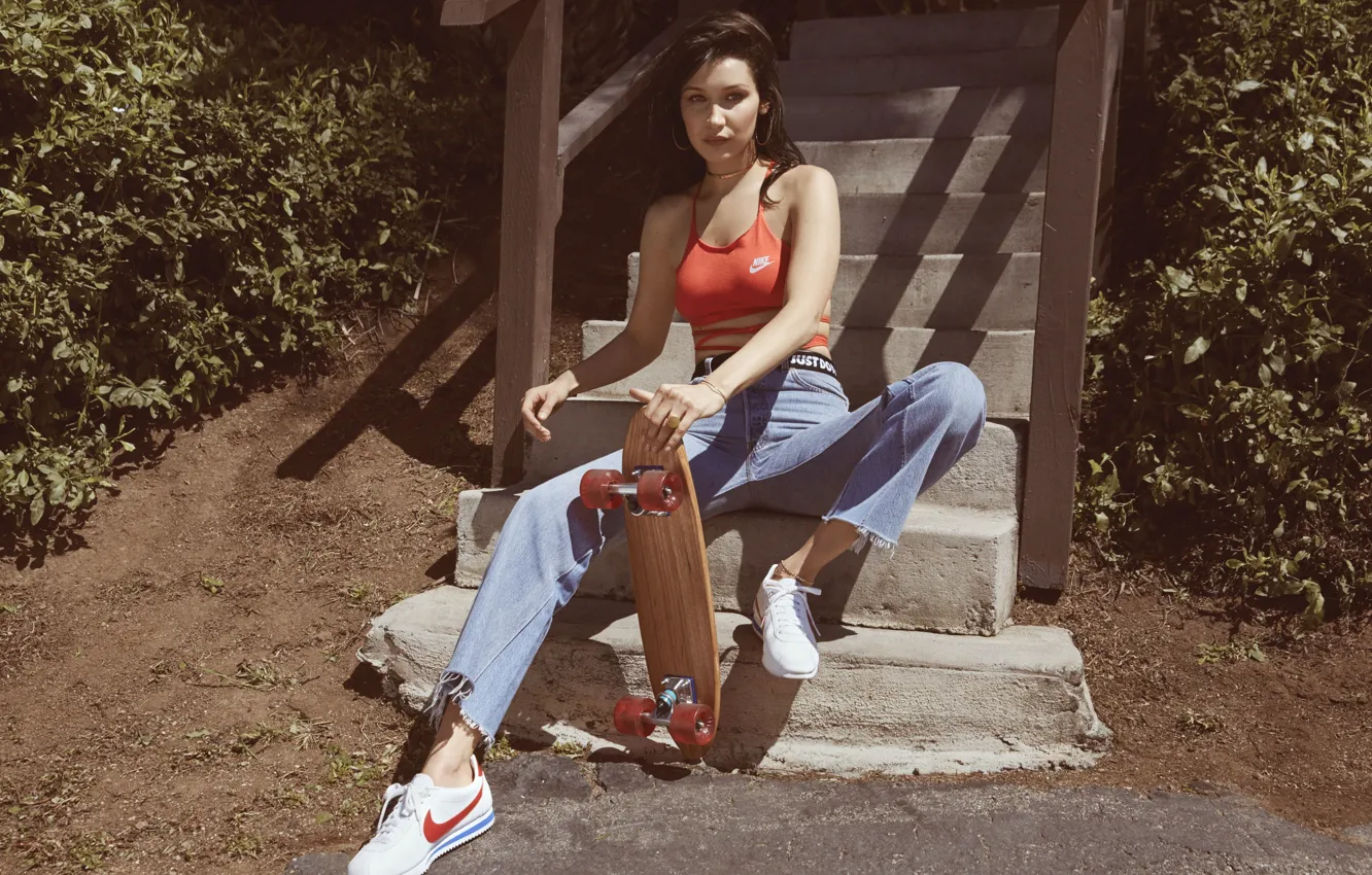 Фото обои Nike, Campaign, Bella Hadid, Cortez