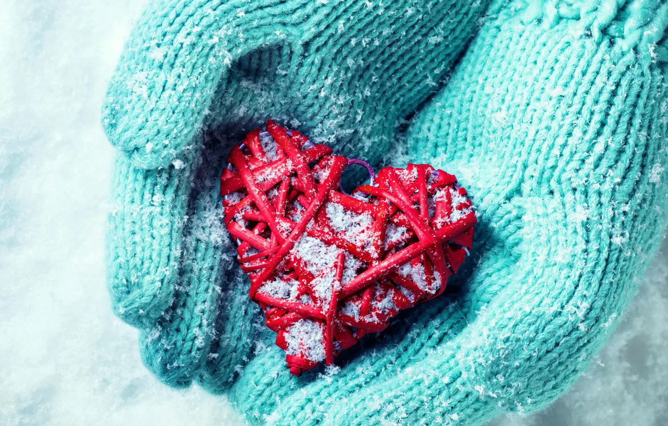 Фото обои зима, снег, любовь, сердце, руки, love, heart, winter
