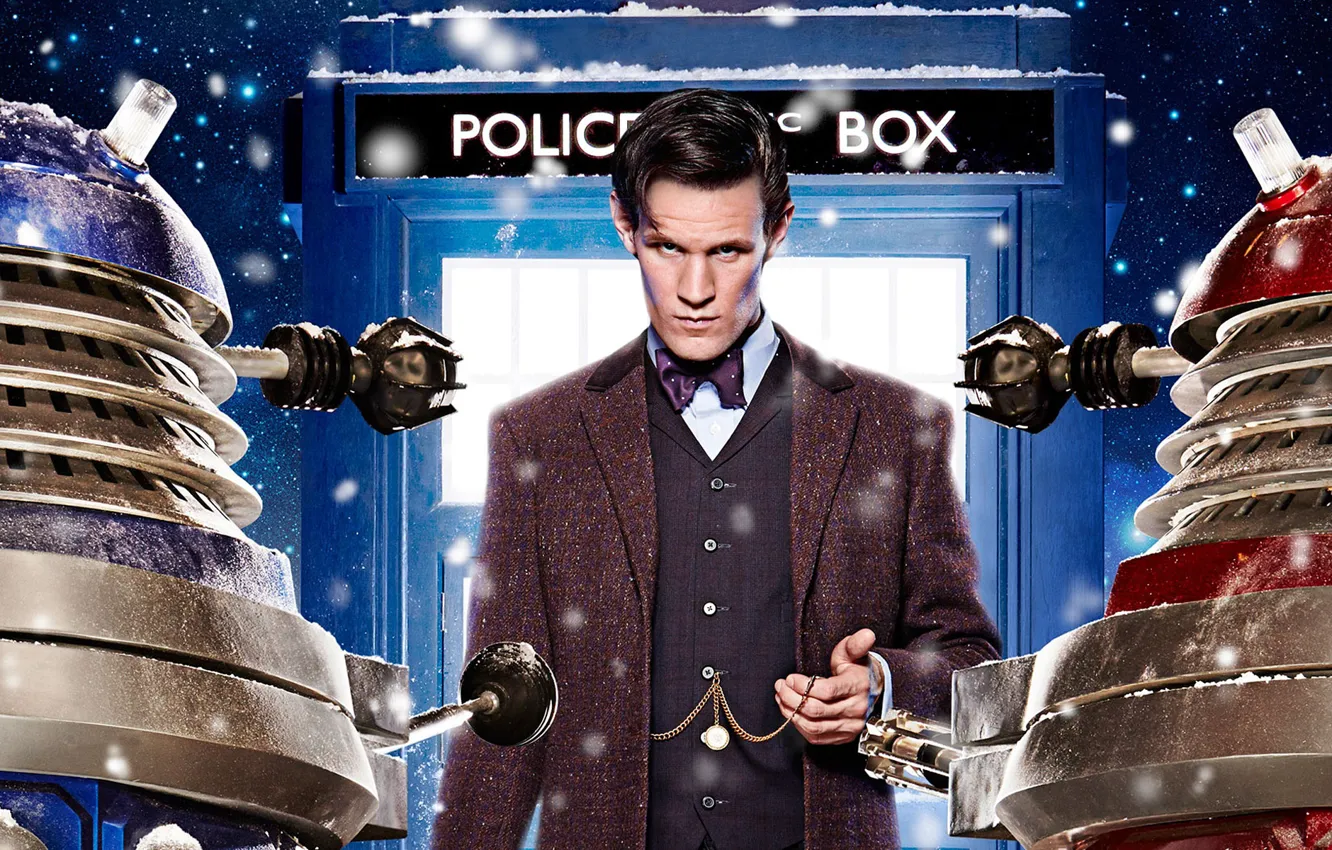 Фото обои взгляд, звезды, снег, актер, мужчина, будка, Doctor Who, Доктор Кто