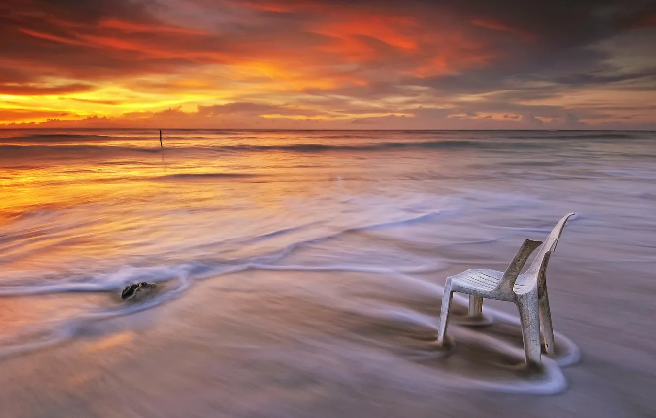 Фото обои море, закат, стул