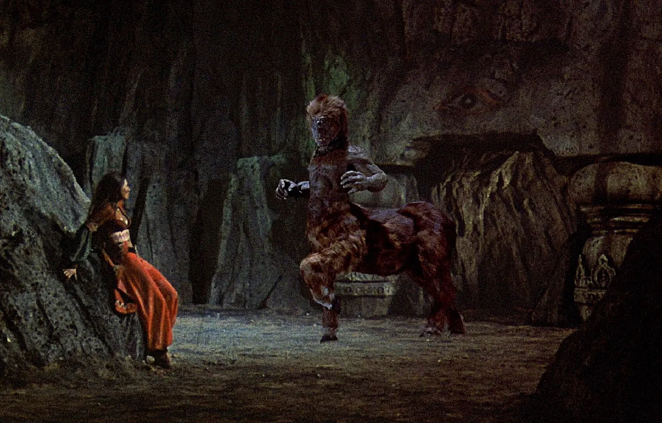Фото обои 1973, Columbia Pictures, Кентавр, The Golden Voyage of Sinbad, Золотое путешествие Синдбада, Кентавр-циклоп, Приключенческий фильм-сказка, …