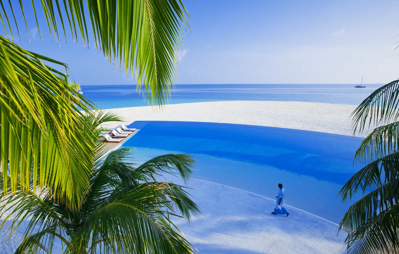 Фото обои море, пальмы, остров, бассейн, мальдивы, белый песок