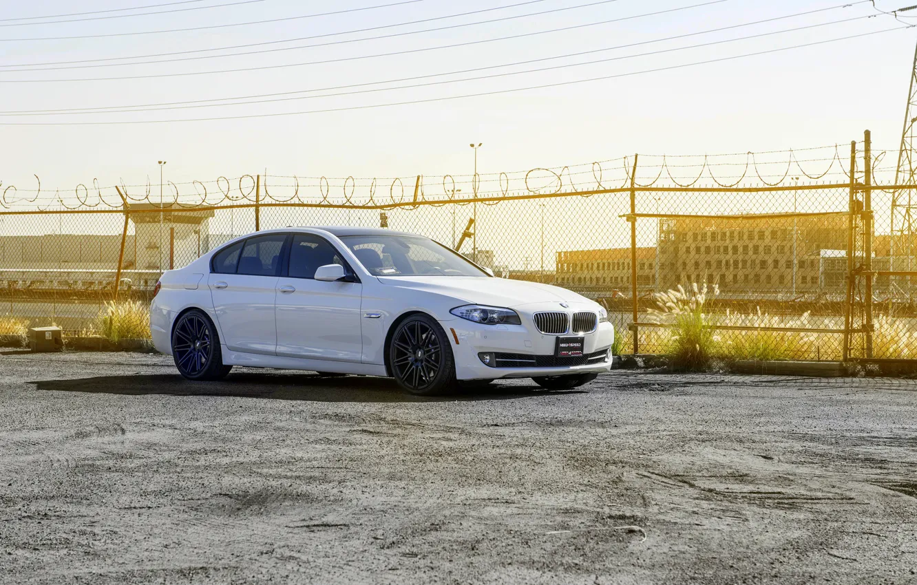 Фото обои BMW, 535i, F10. white, XO Wheels