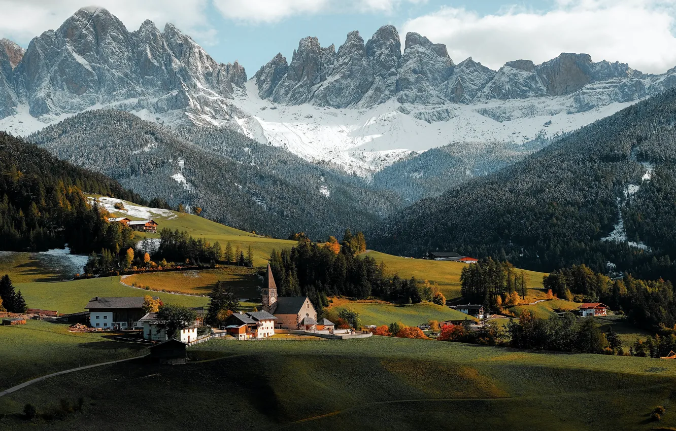 Фото обои лес, снег, горы, склоны, вершины, поля, Австрия, деревня