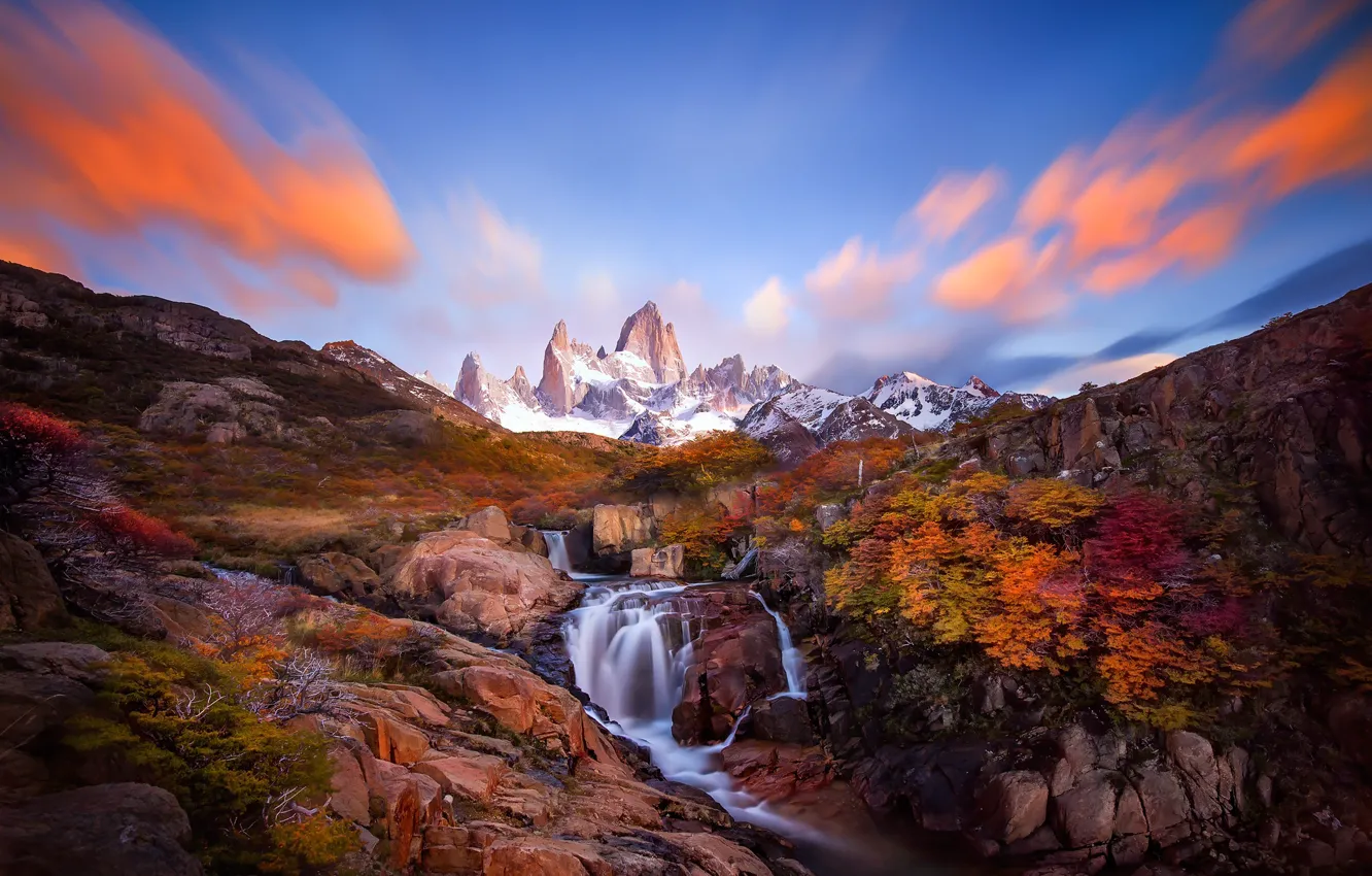 Фото обои осень, горы, река, скалы, дервья, Патогония