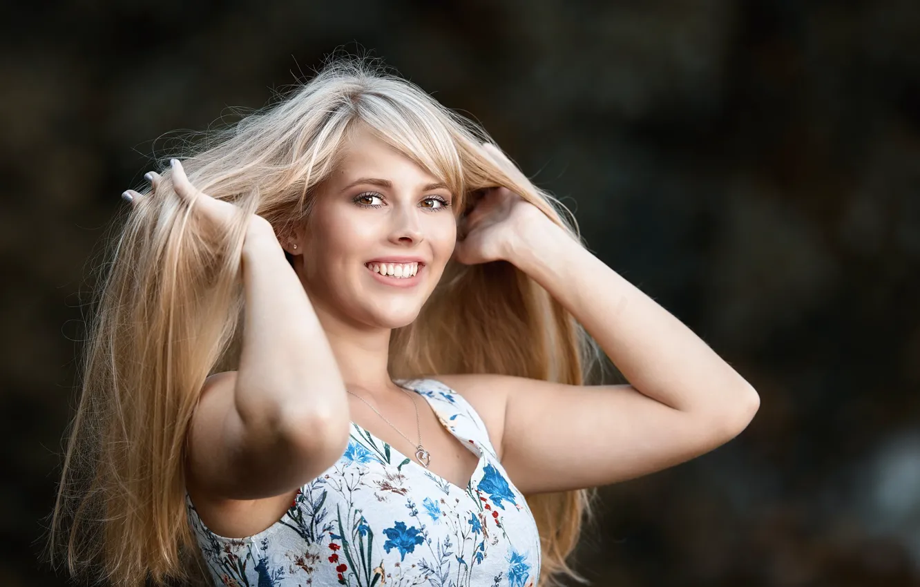 Фото обои девушка, улыбка, портрет, Dita