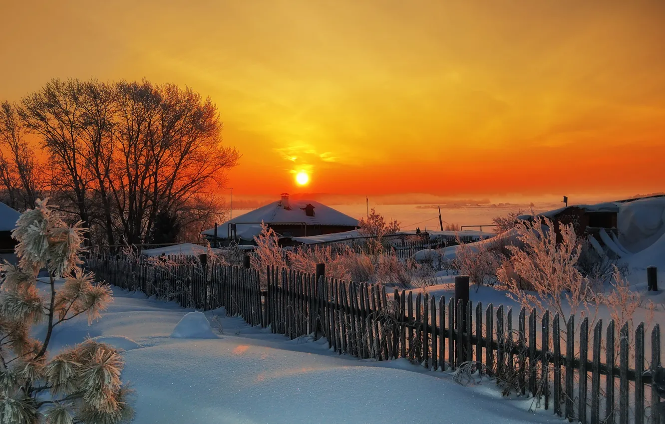 Фото обои зима, закат, деревня